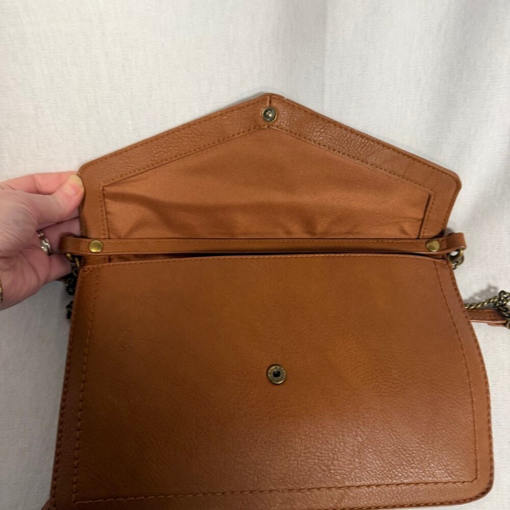 Universal Thread Brown Crossbody Purse Snap Closure Casual Everyday Bag - Picture 4 of 7